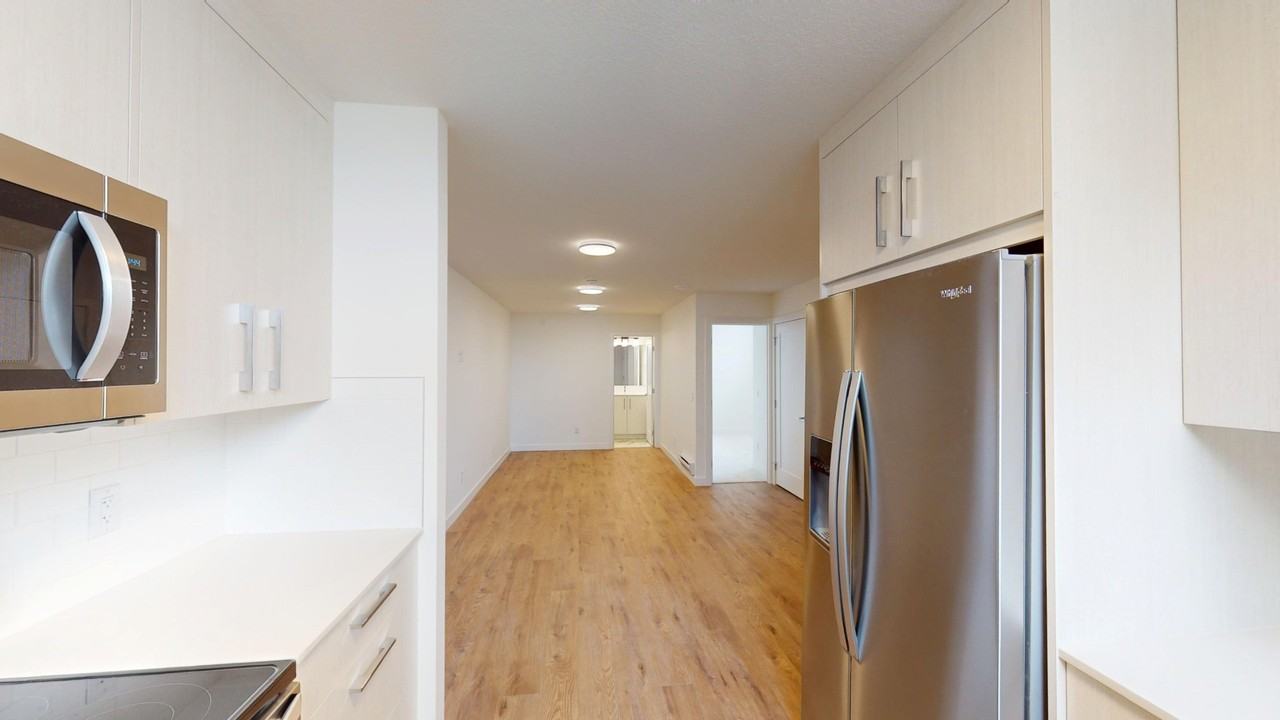 Lower - 403 Carringvue Grove Northwest - Photo 3 of 16