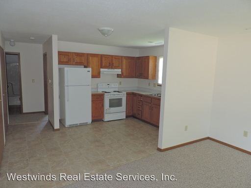 787 W Zeller St - Photo 3 of 8