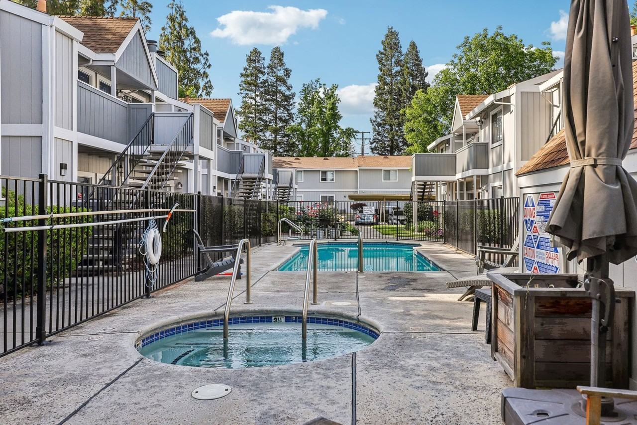 Cobble Creek - Photo 2 of 50