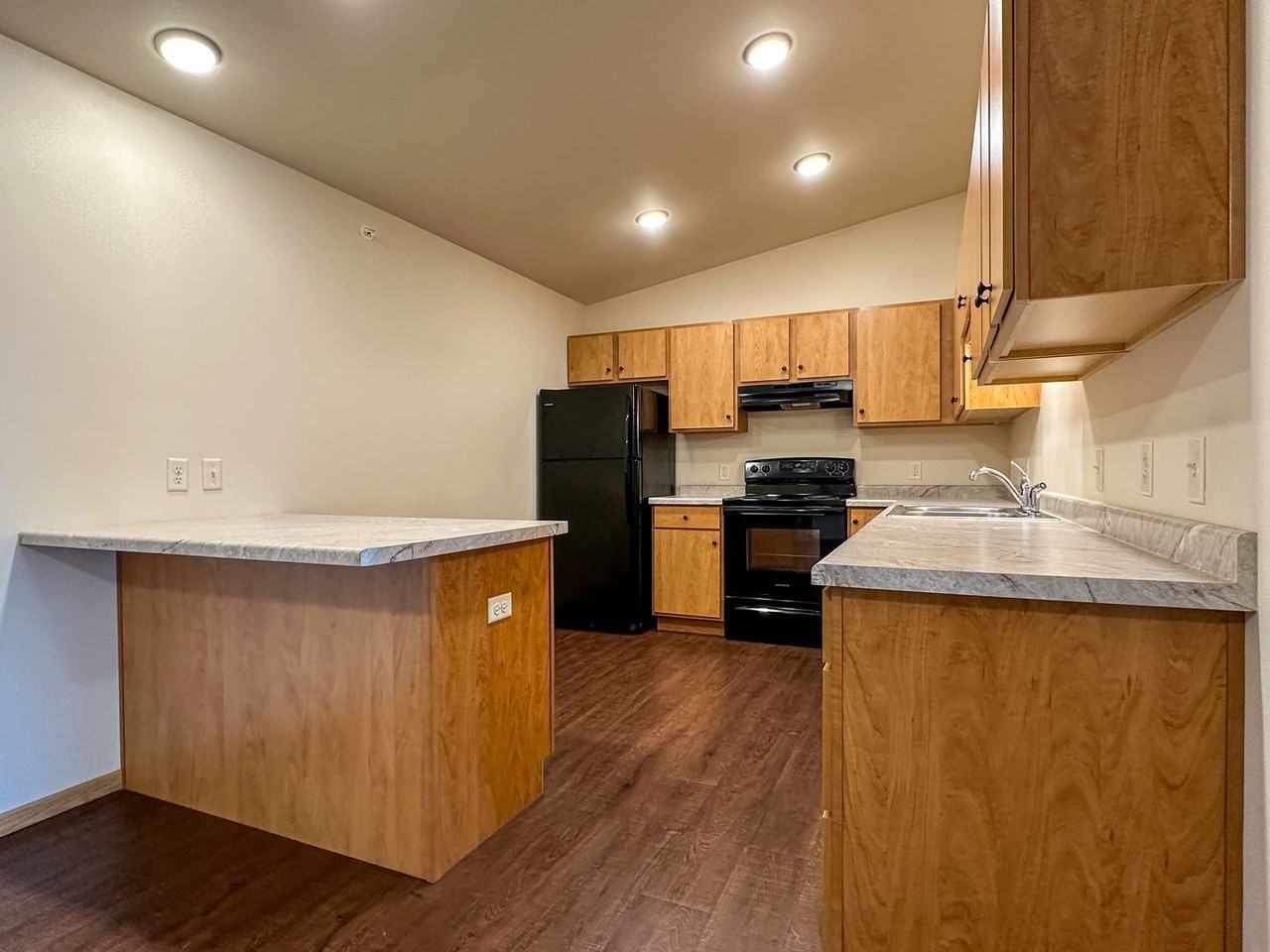 Moon Lake Estates Apartment Community - Photo 4 of 50
