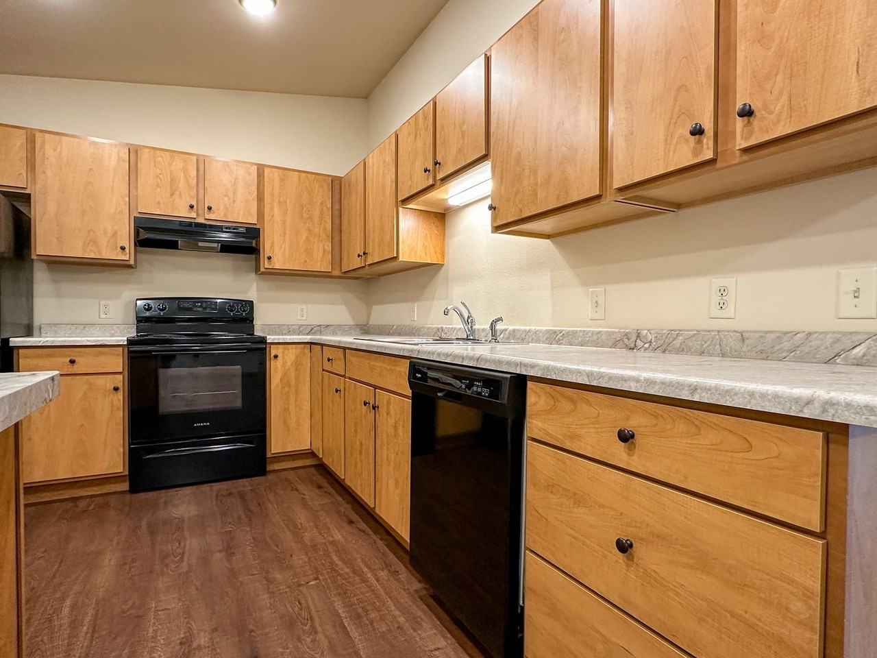 Moon Lake Estates Apartment Community - Photo 5 of 50