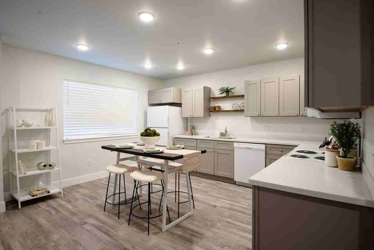 Millhouse East + West - Photo 5 of 21