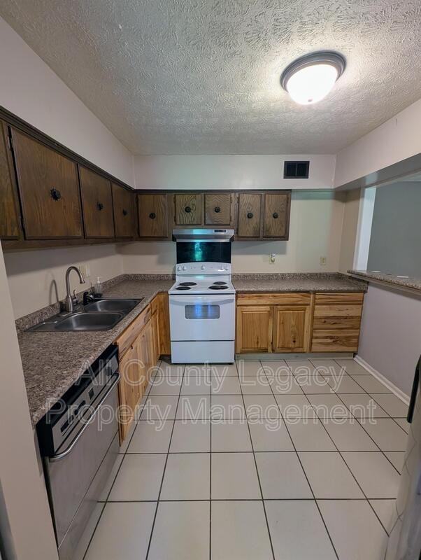 172 Scandia Cir #5 - Photo 3 of 10