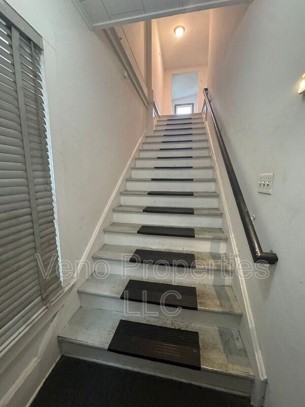 138 S 2nd Ave #2F - Photo 2 of 11