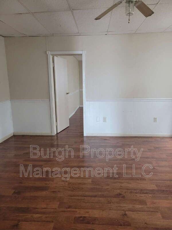 996 Jefferson Ave #15 - Photo 5 of 6