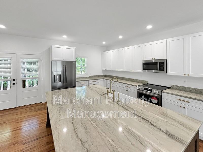 3717 Greenpond Rd - Photo 7 of 21