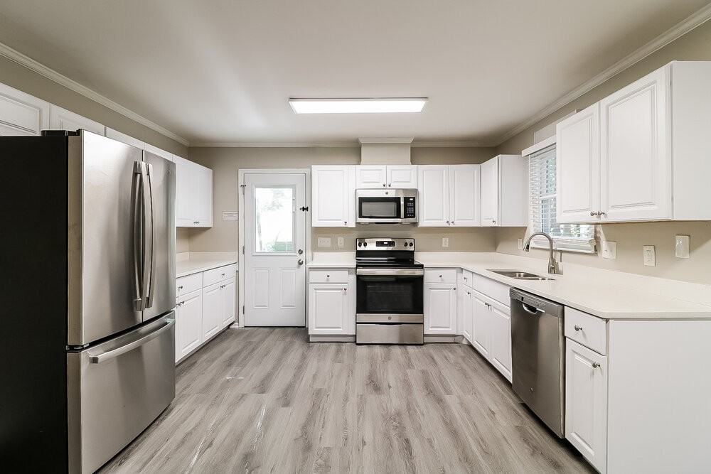 408 Carrington Dr - Photo 7 of 17