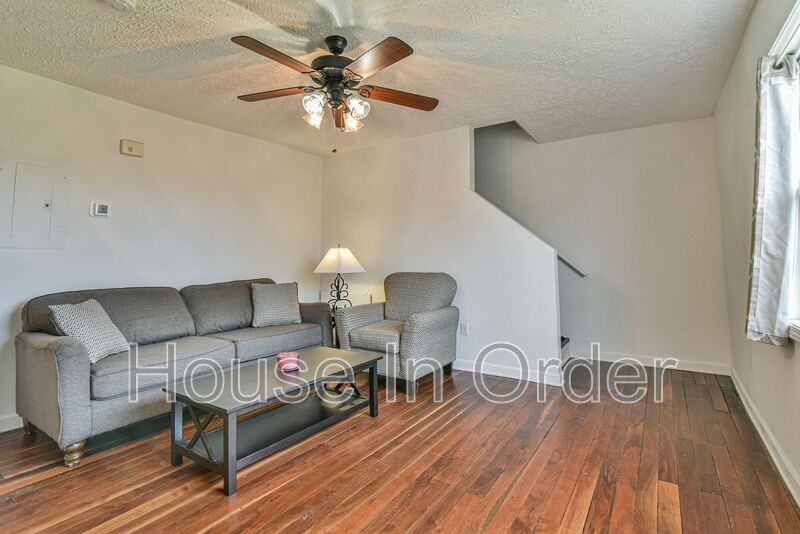 580 Fairview Rd #B - Photo 6 of 15
