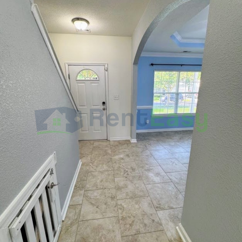 418 Munden Ave - Photo 3 of 34