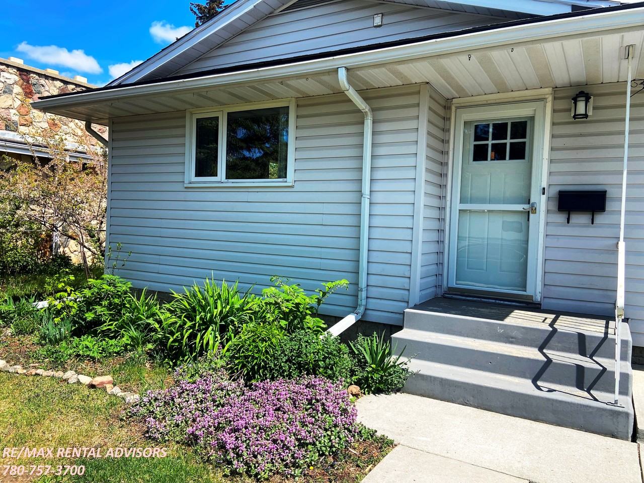 3811 112 St Nw - Photo 2 of 25