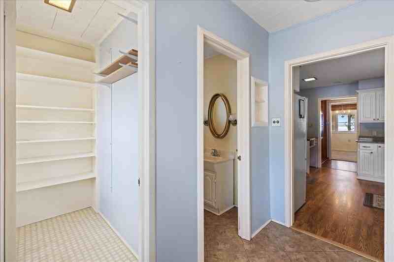 309 S River Walk - Photo 3 of 33