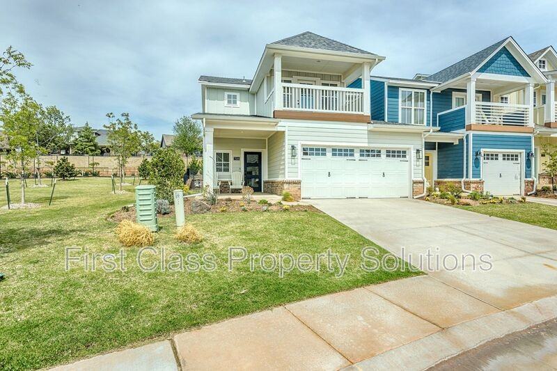 728 Harbor Town Dr - Photo 2 of 21