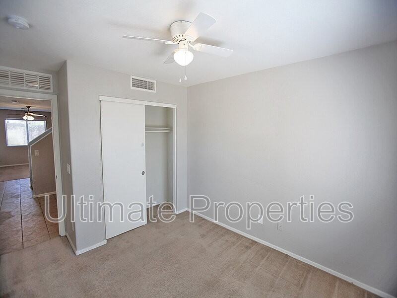 7928 W Florence Ave - Photo 7 of 14