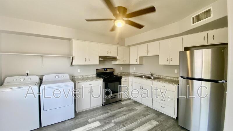267 E 21st St - Photo 6 of 20