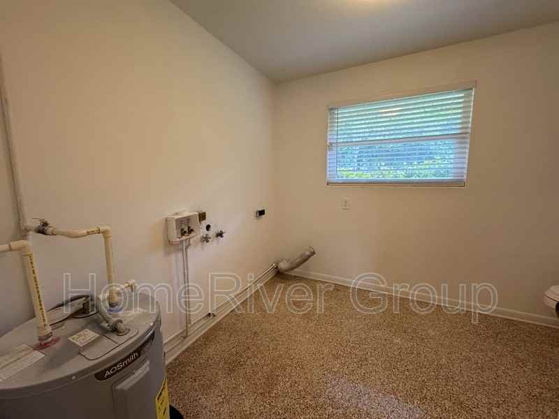 2907 Caballero Dr - Photo 3 of 23