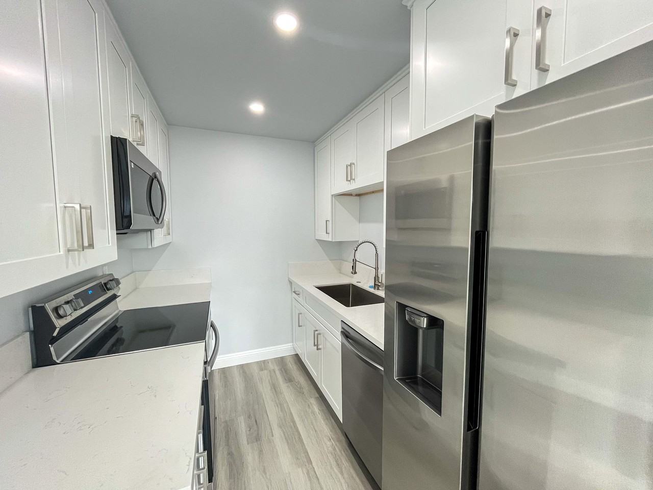 Canyon Creek Apartments C - Photo 5 of 15