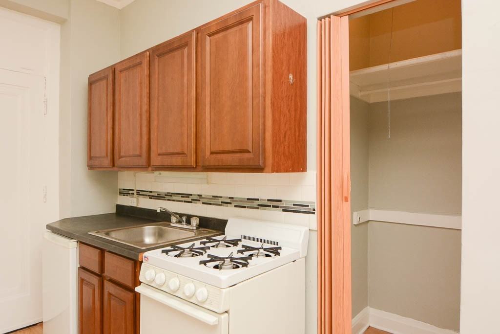 3831 N Fremont St #316 - Photo 3 of 15