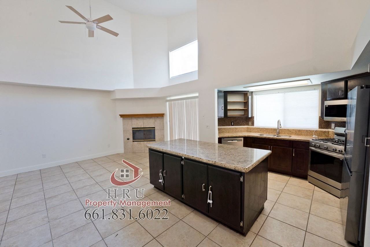 10609 Galway Bay Dr - Photo 6 of 30