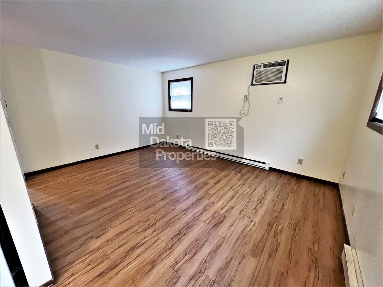 Hilltop Manor I - Photo 7 of 20