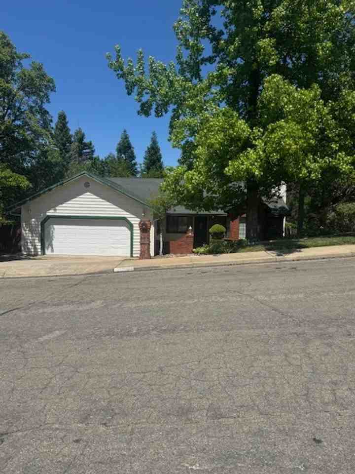 3706 Mount Ashland Ave - Photo 5 of 22