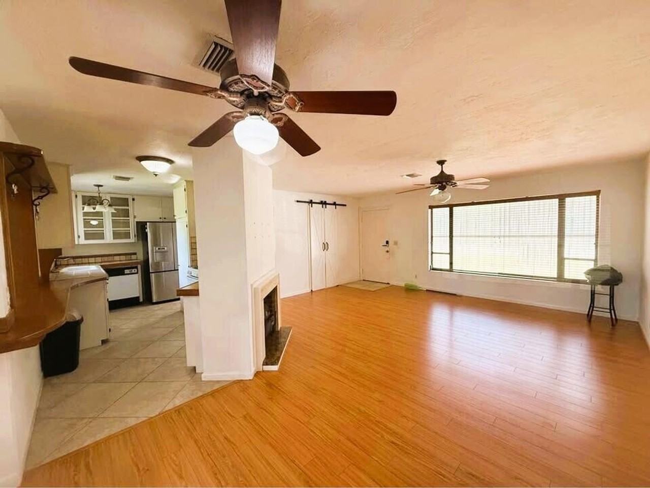 1611 Carandis Rd - Photo 3 of 13
