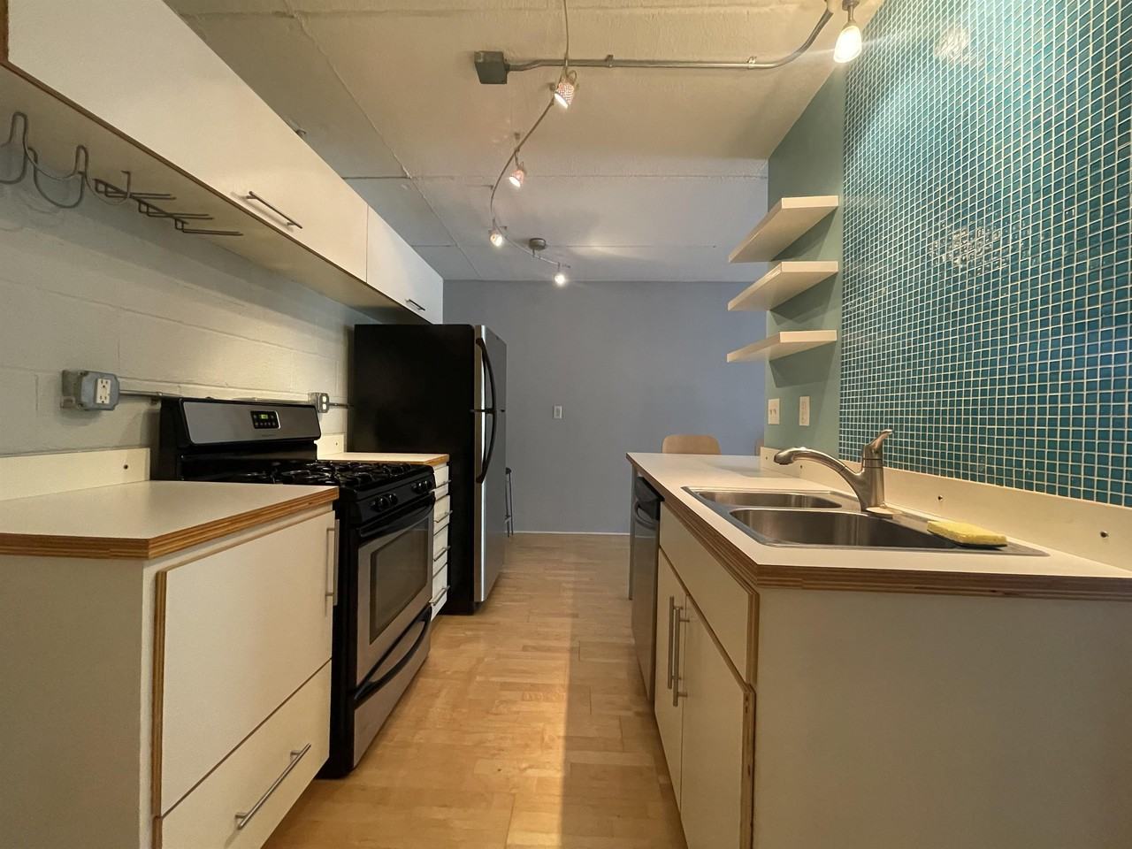Bryant 3512 - BP - Photo 6 of 14
