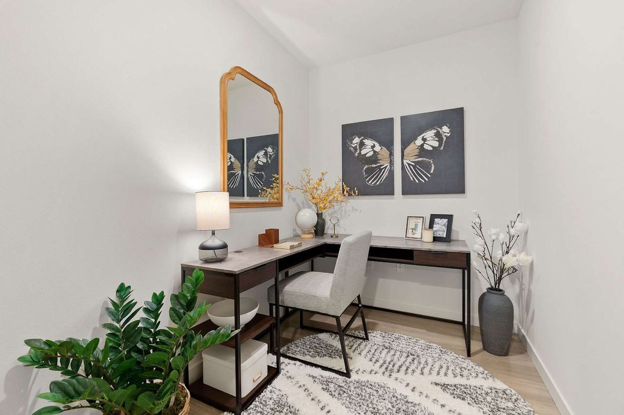 Trouve - Photo 7 of 30