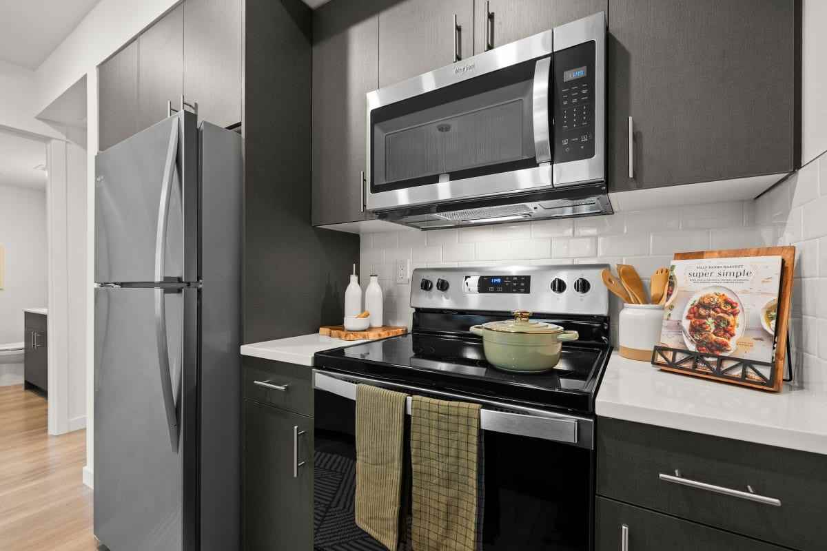 Trouve - Photo 2 of 30