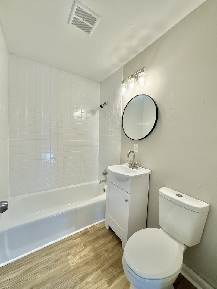 510 Holladay Drive - Photo 7 of 22