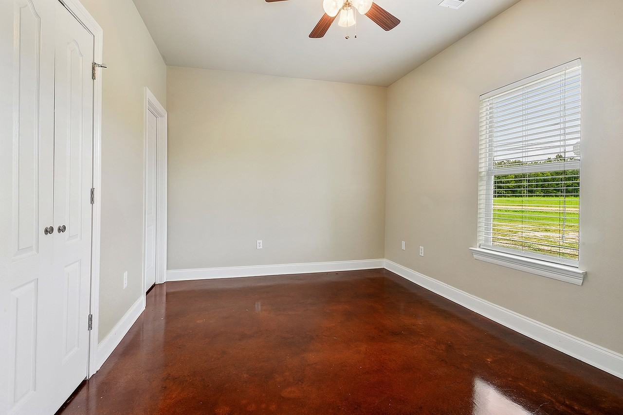 46029 A West Lee Hughes Road - Photo 4 of 17