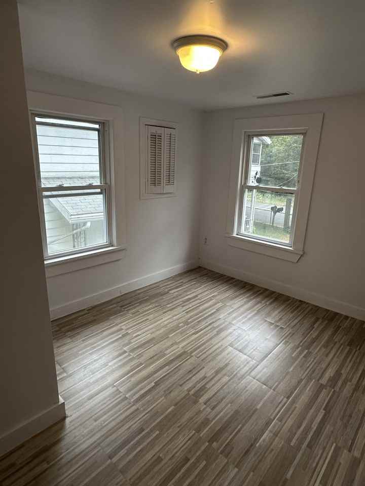 149-153 Long Hill Avenue - Photo 3 of 20