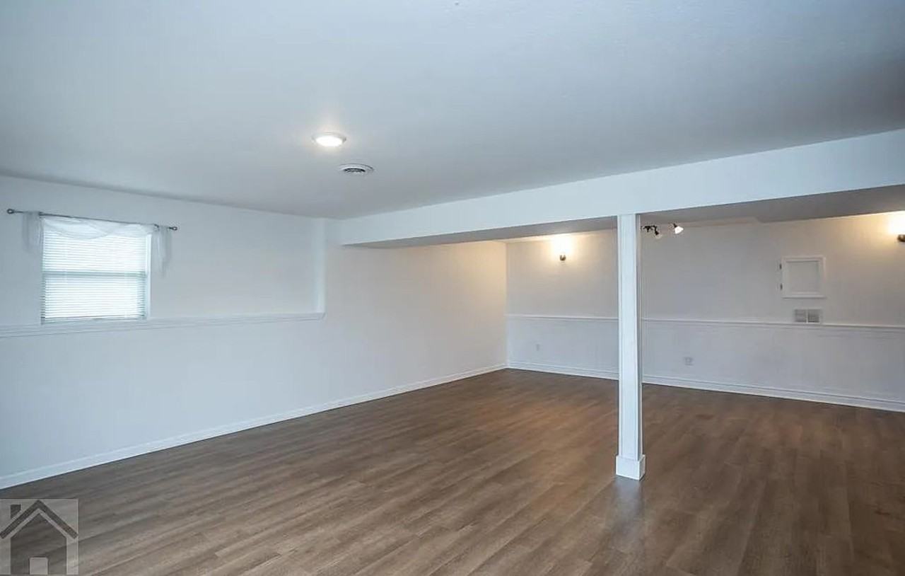 20370 Simmons Rd - Photo 3 of 9