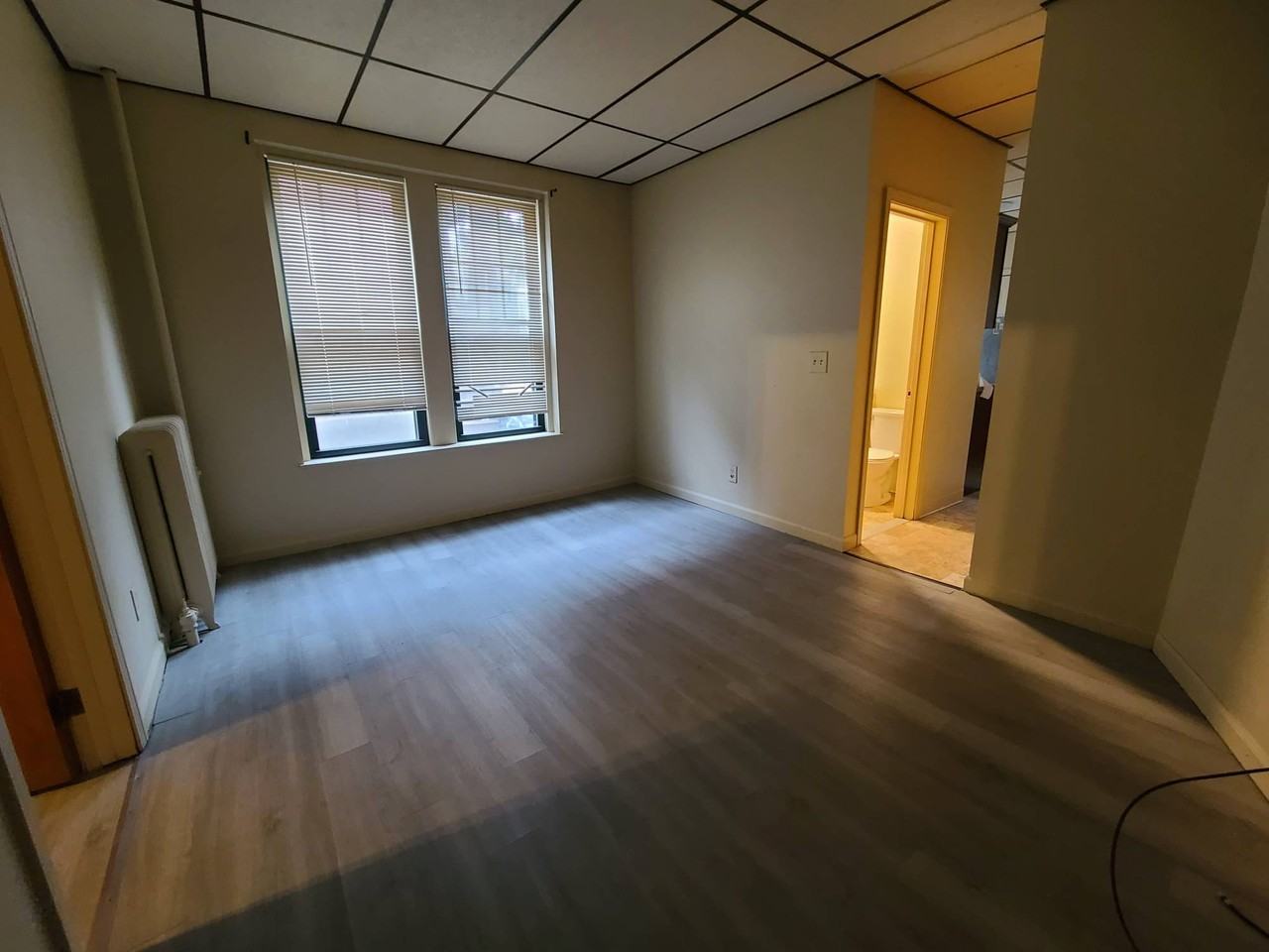 80 Willow St - Photo 7 of 10