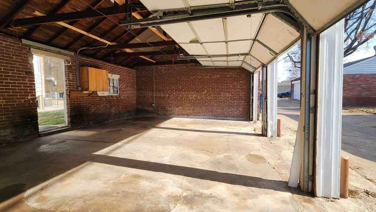 6324-6326 Bancroft - Photo 3 of 3