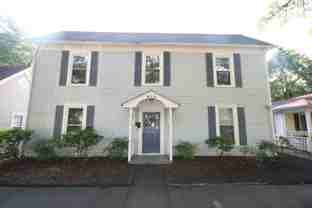 910 Lancaster St - Photo 1 of 1