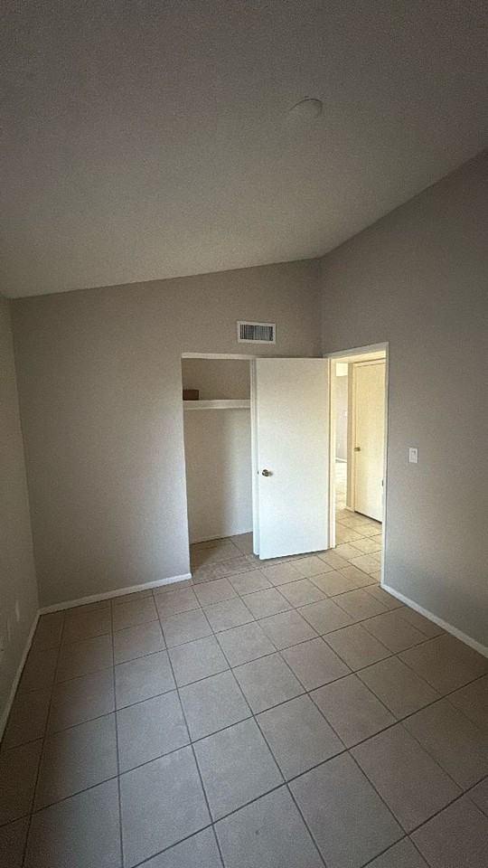 1664 S Robin Ln - Photo 2 of 9