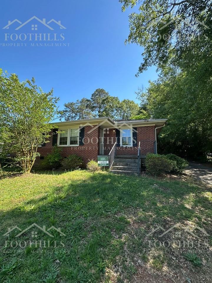 2215 Bellview Rd - Photo 2 of 16