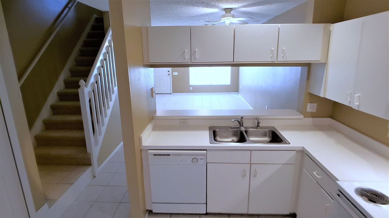 1406 Costa Mesa Dr - Photo 6 of 23