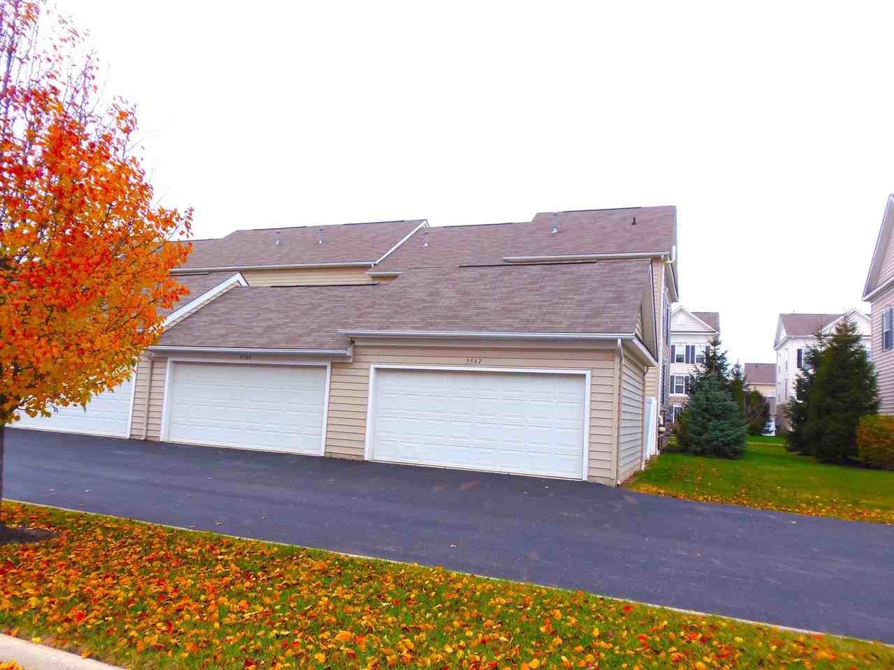 5567 Middle Falls St - Photo 3 of 31