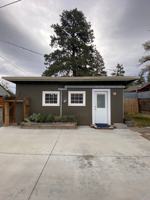 featured image of 716 Ne Quimby Ave