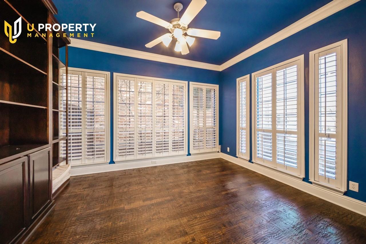 2900 Prestonwood Dr - Photo 2 of 37