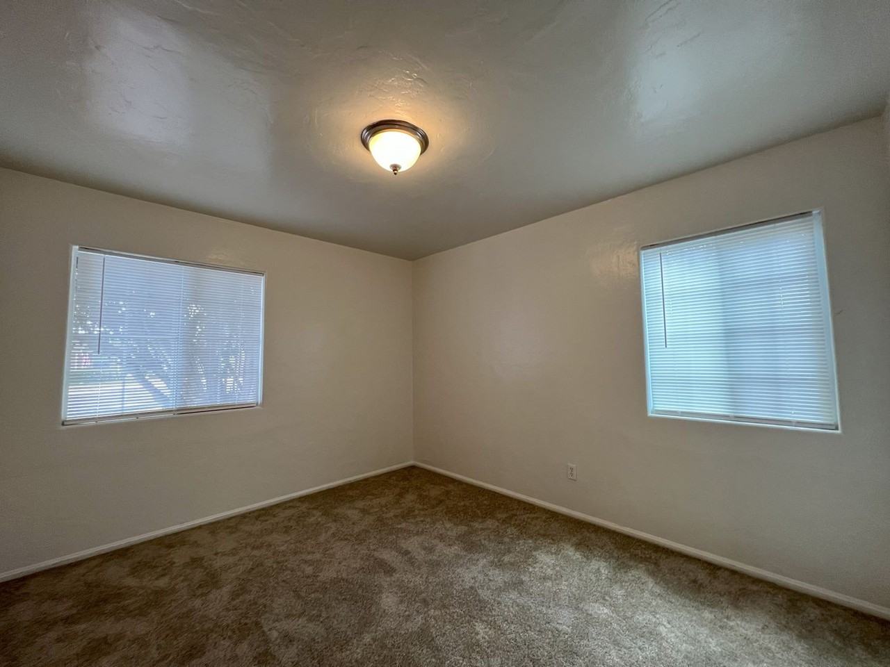357 Garfield Ave - Photo 3 of 18