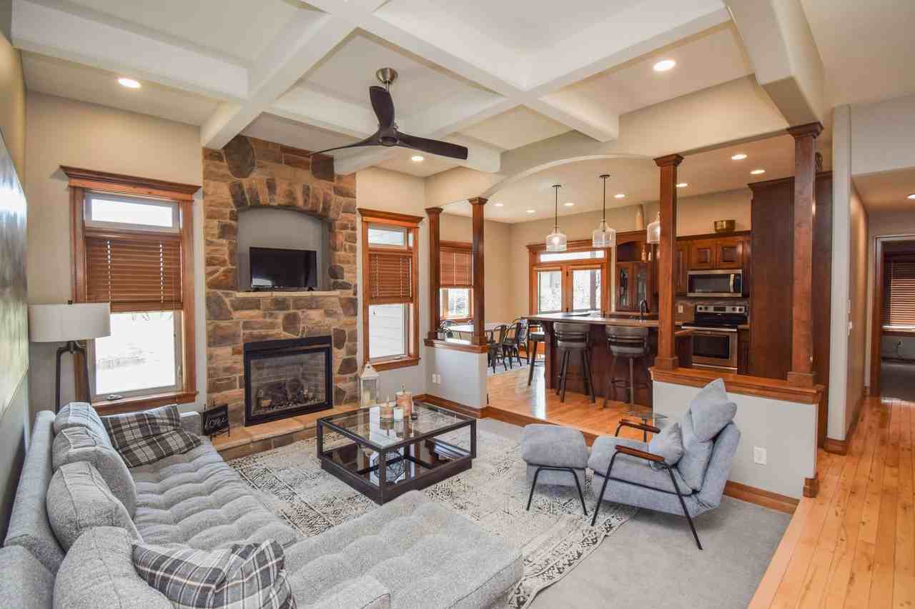 2204 South Silverthorne Avenue - Photo 4 of 50