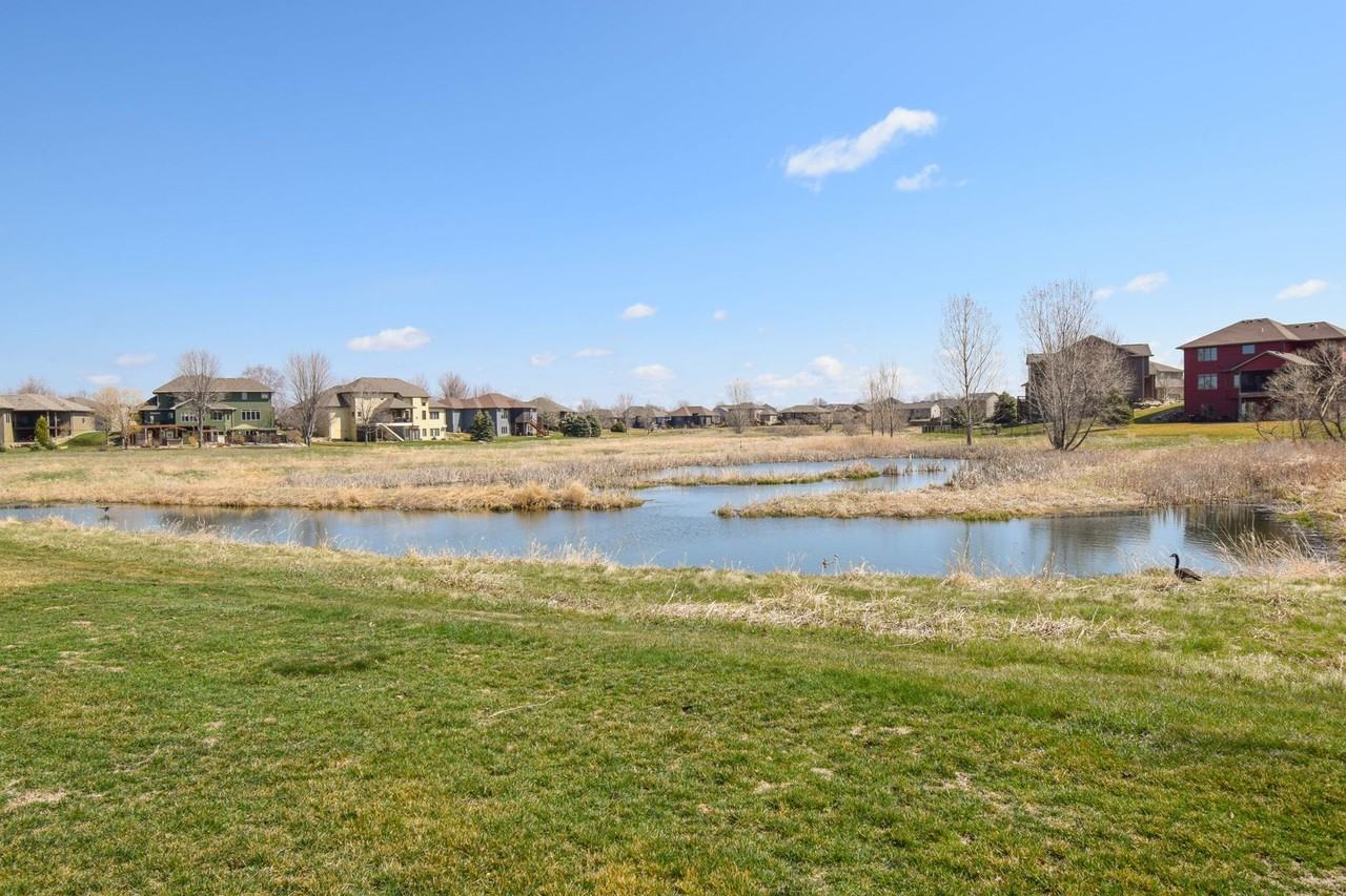 2204 South Silverthorne Avenue - Photo 7 of 50