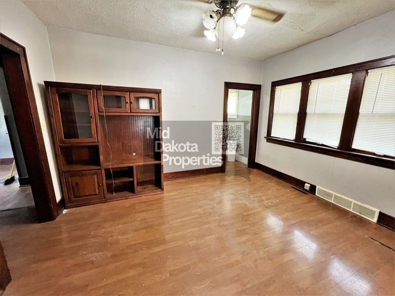 414 West 11th Avenue - Photo 3 of 12