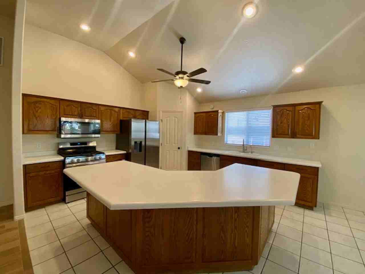3668 S 1470 W - Photo 2 of 43