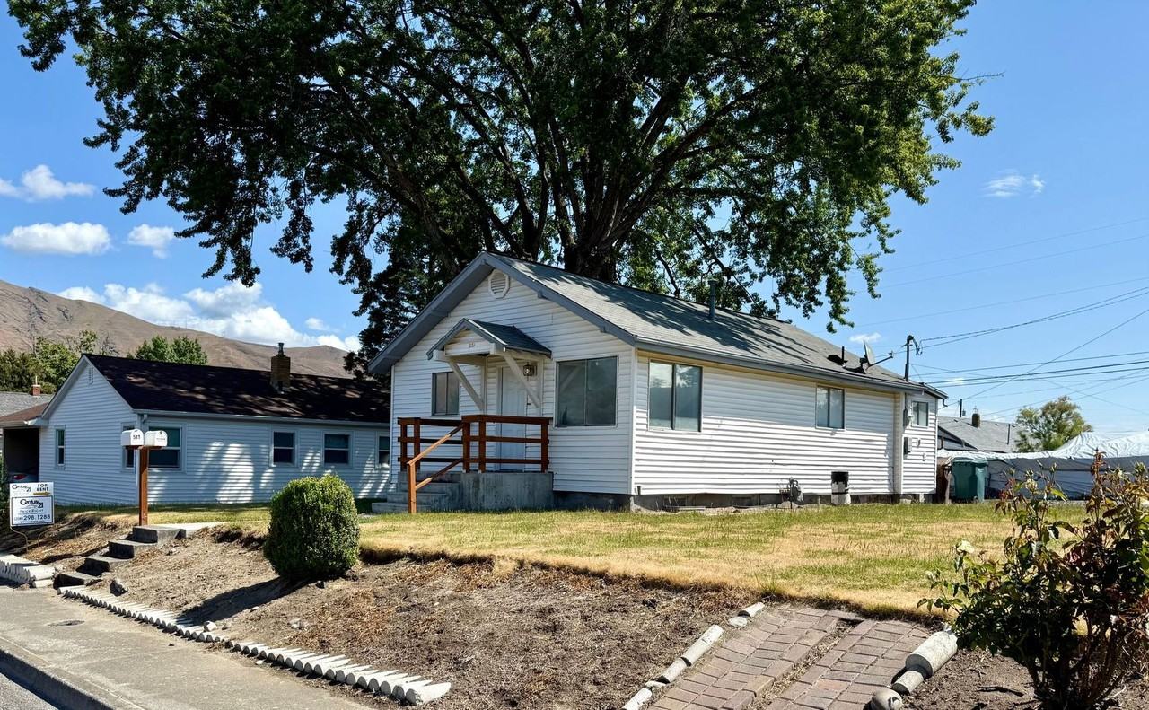 517 12th St - Photo 2 of 31