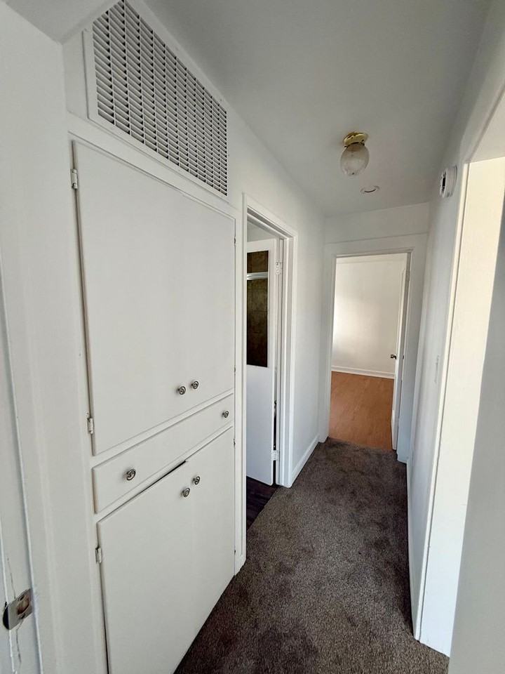 517 12th St - Photo 7 of 32