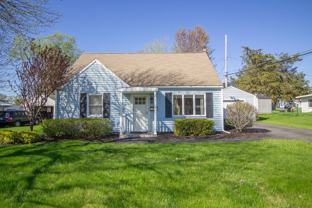 7 David Rd - Photo 1 of 1