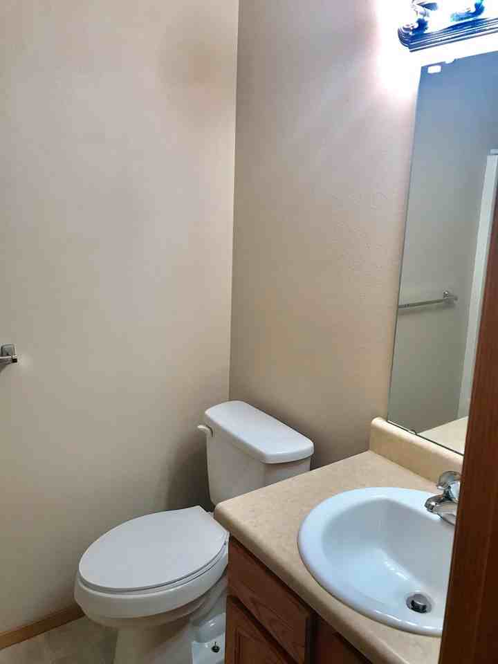 606A W Kimberly Ct - Photo 7 of 9